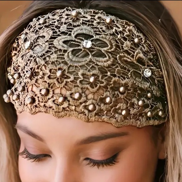 Elegant Bohemian Gold Lace Crochet Beaded Floral  Headband - Picture 1 of 2